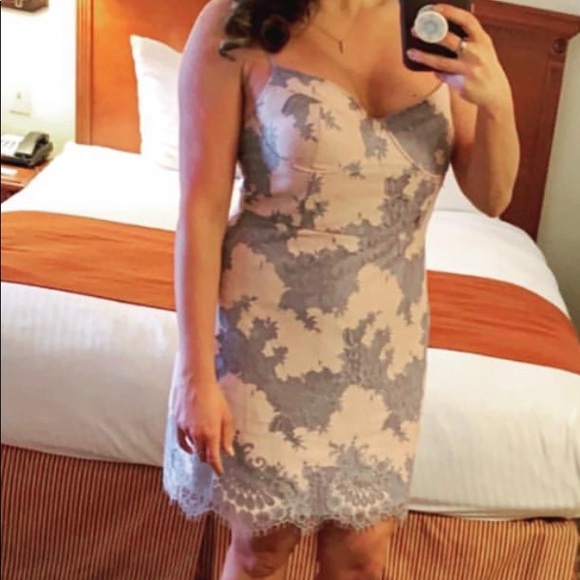 Vici Dresses & Skirts - Lilac Lace Dress